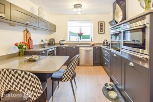 Photo 11- click for photo gallery